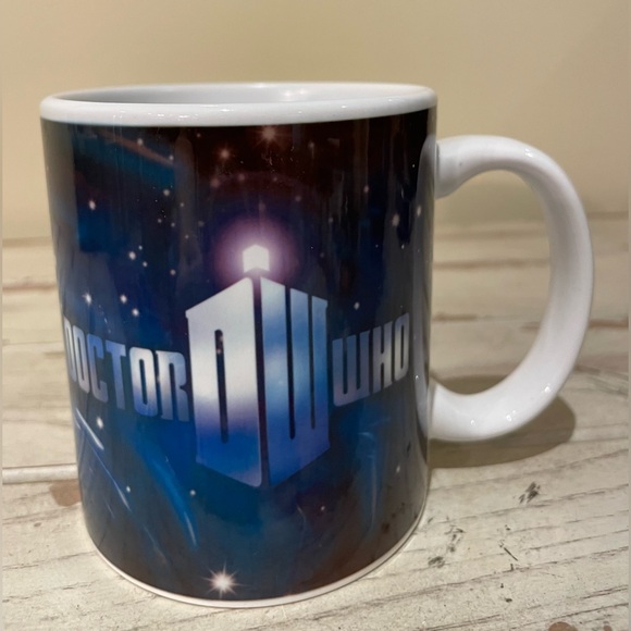 Doctor Who Eleventh Doctor Matt Smith Mug - Picture 3 of 7